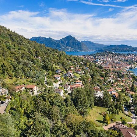 Casa Leon Apartment Verbania Bagian luar foto